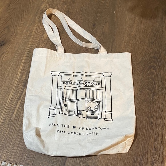 BAGGU Handbags - BAGGU Cream Tote with Black Print